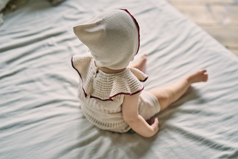 knit bonnet mini beni | ギフト・スタイ・出産祝いのMARLMARL